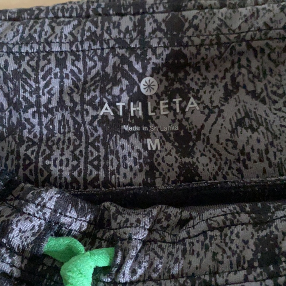 Athleta Patterned Drawstring Black/Gray Capri Leg… - image 2